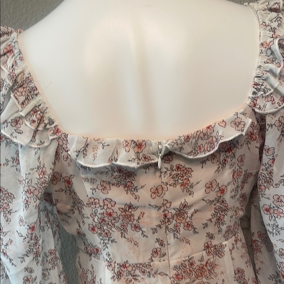 Miss Lola Floral Ruched Long Sleeve Dress - White and Pink - Picture 11 of 12